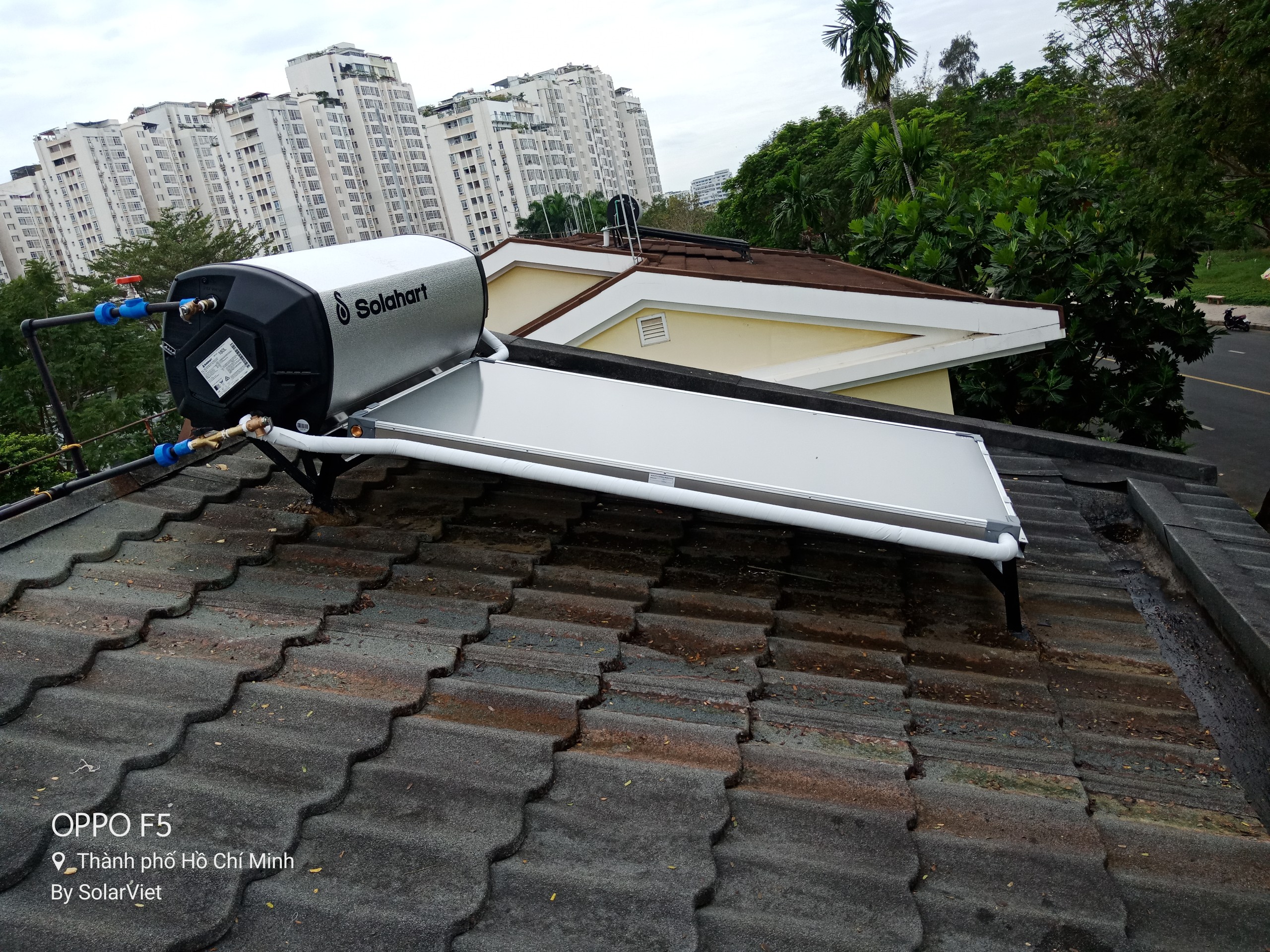 Hoàn thành công trình máy nước nóng solahart Premium 180L tại Quận 7, TP.HCM