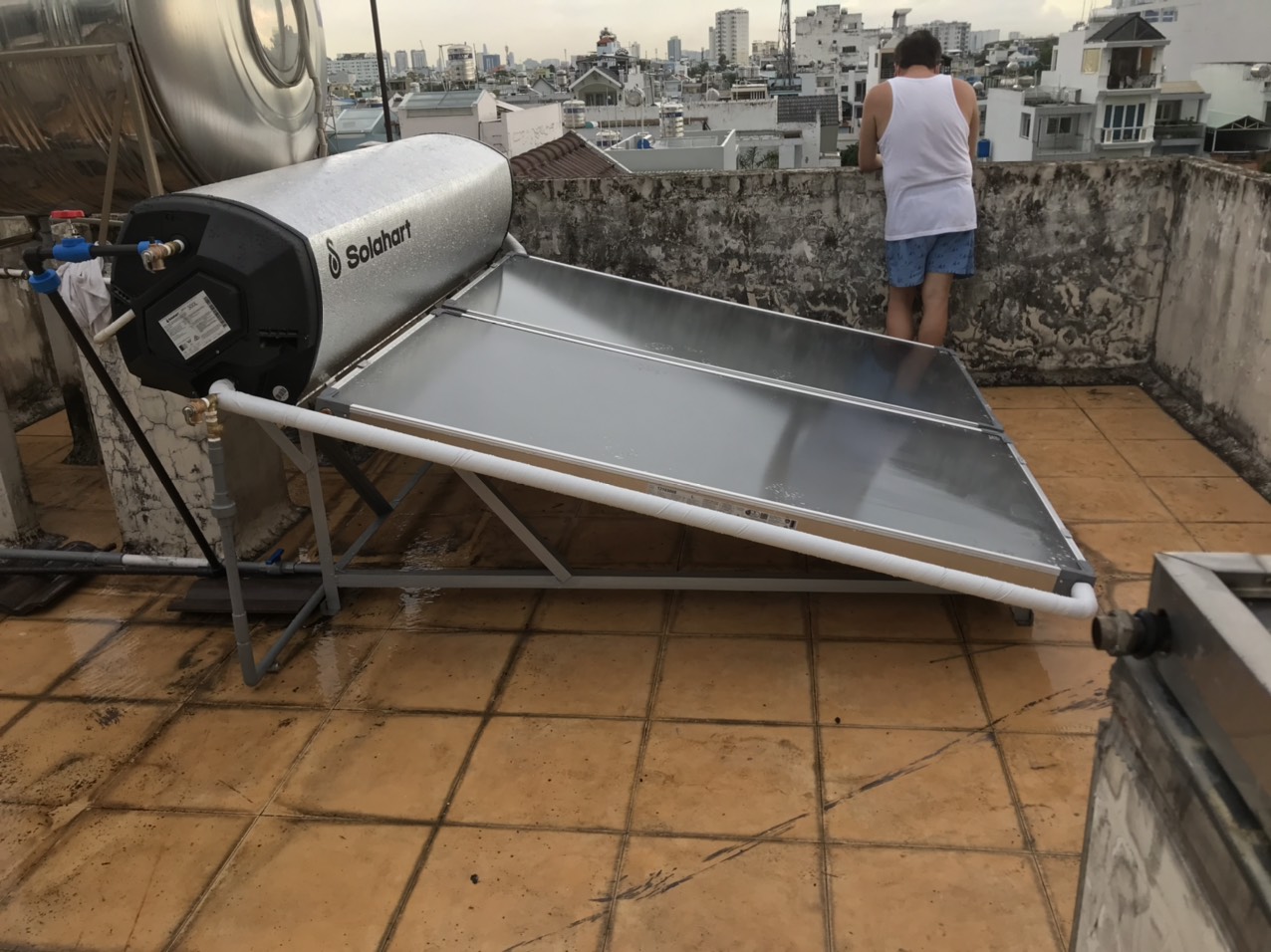 Máy Solahart Premium 300L – Máy nước nóng năng lượng mặt trời cao cấp số 1 nước Úc