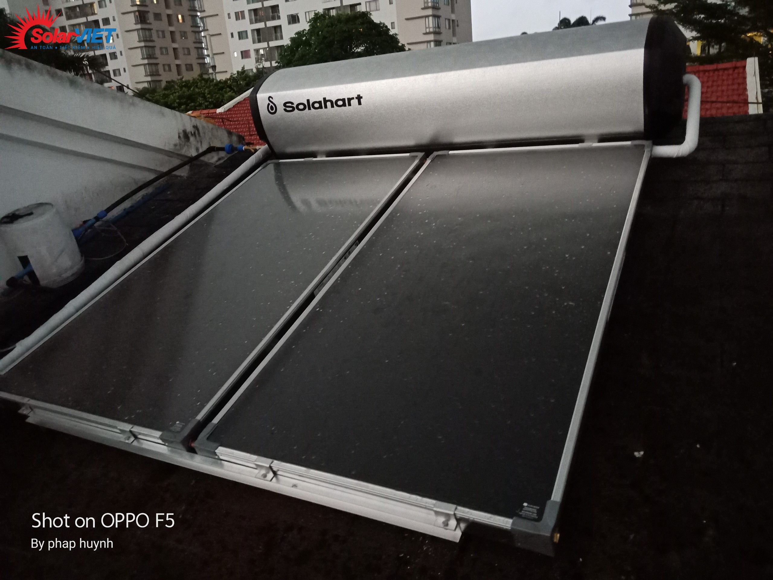 Solahart Model 302L dòng máy cao cấp nhất trong chuỗi máy nước nóng Solahart