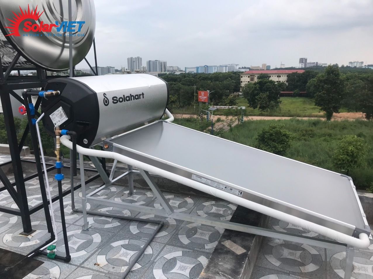 Solahart Premium Model 181L bảo hành 5 năm bởi đại diện Solahart tại Việt Nam.