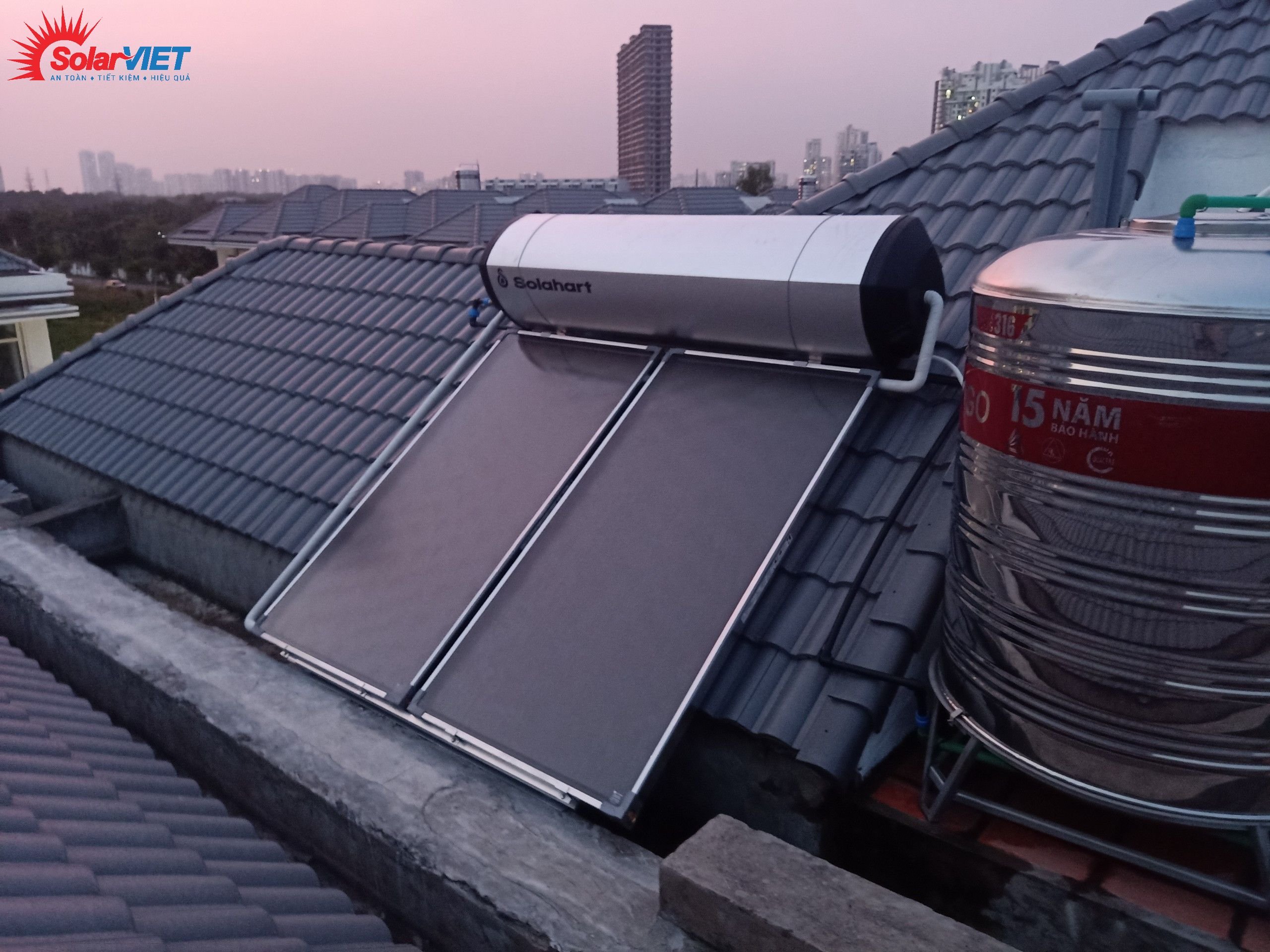 Solahart Premium 300Lit – Stucco Aluminium